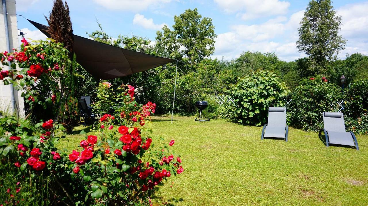 Gite De Parnay Exterior foto